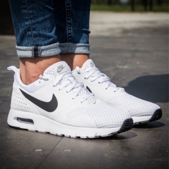 nike air max tavas womens white